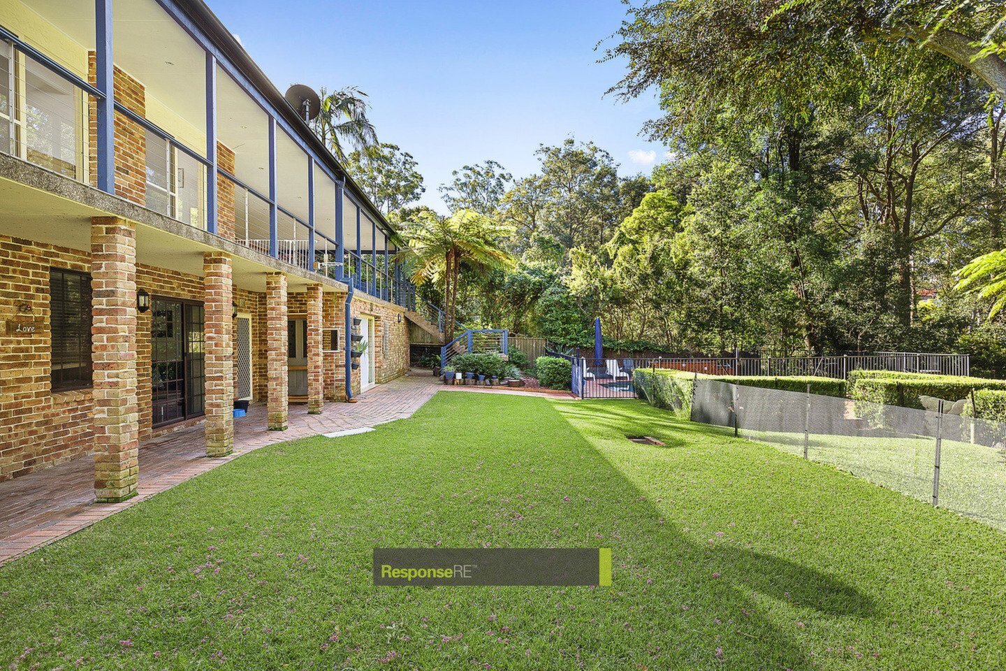 11 Cottonwood Place, Castle Hill Sold by ResponseRE Walsh Sullivan Northmead - image 1