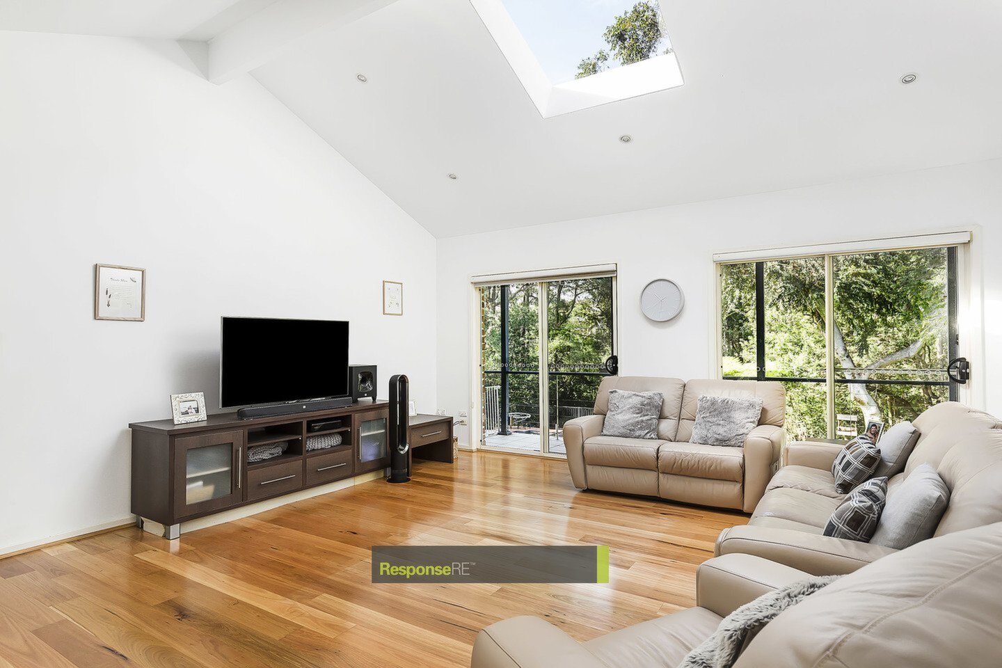 11 Cottonwood Place, Castle Hill Sold by ResponseRE Walsh Sullivan Northmead - image 1