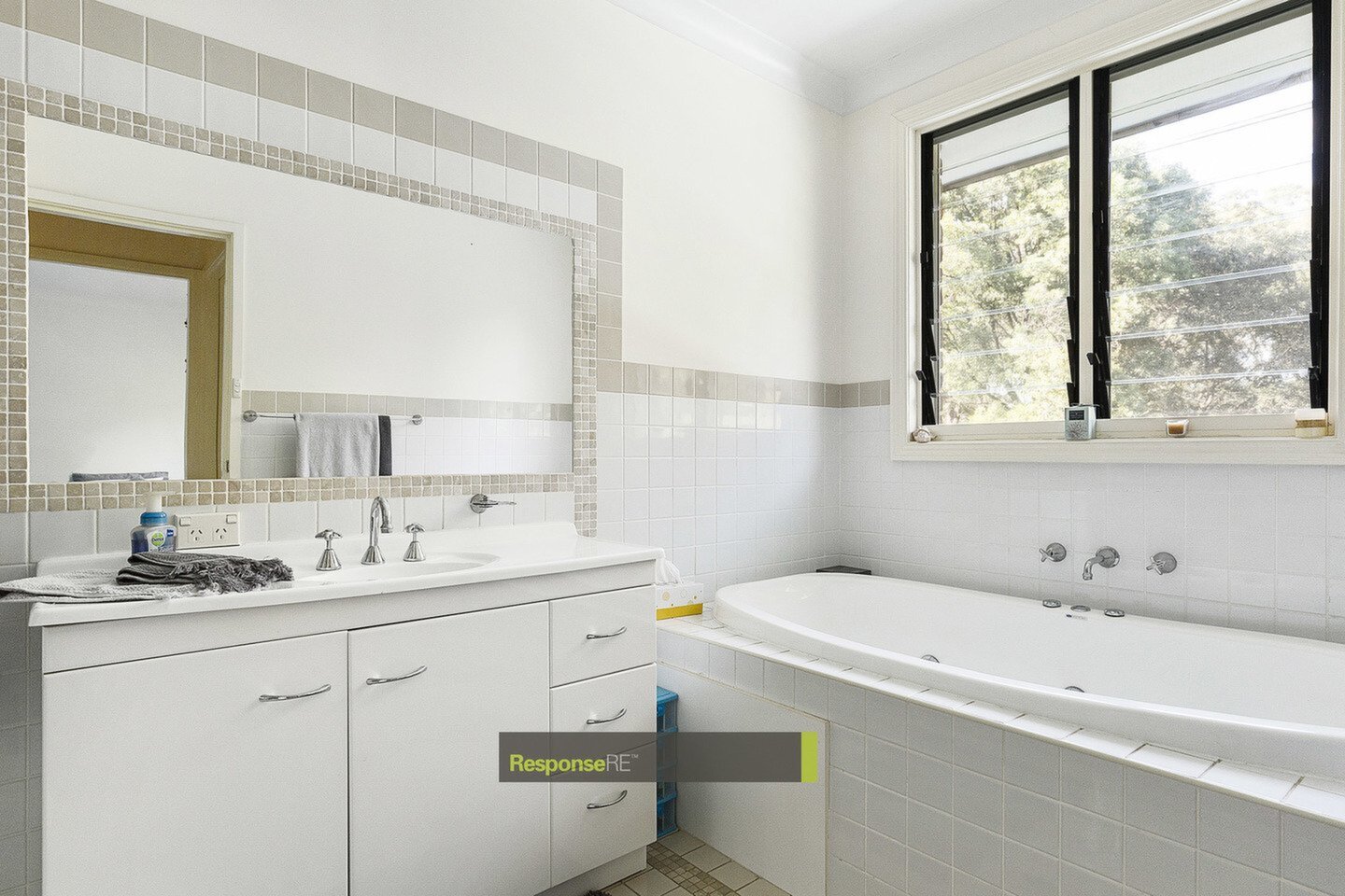 11 Cottonwood Place, Castle Hill Sold by ResponseRE Walsh Sullivan Northmead - image 1