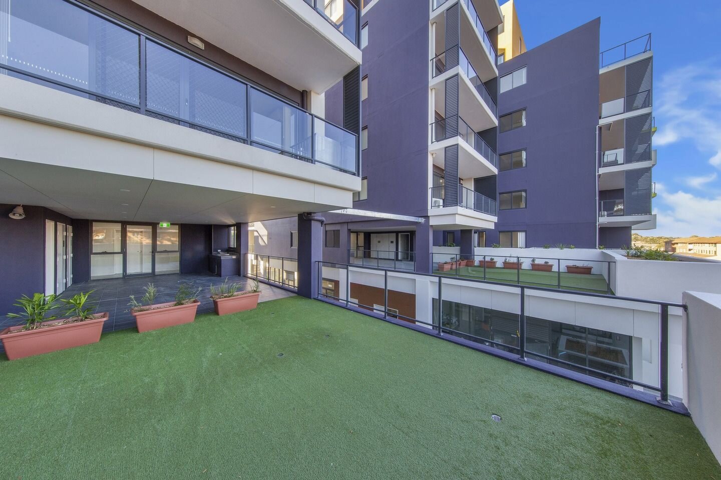 L17,403/240-250 Great Western Highway, Kingswood Sold by Response Real Estate Penrith - image 1