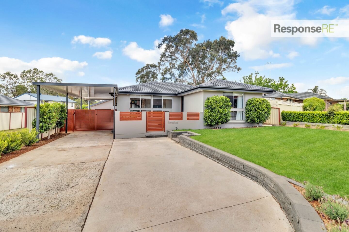 12 Moolana Parade, South Penrith Sold by Response Real Estate Penrith - image 1
