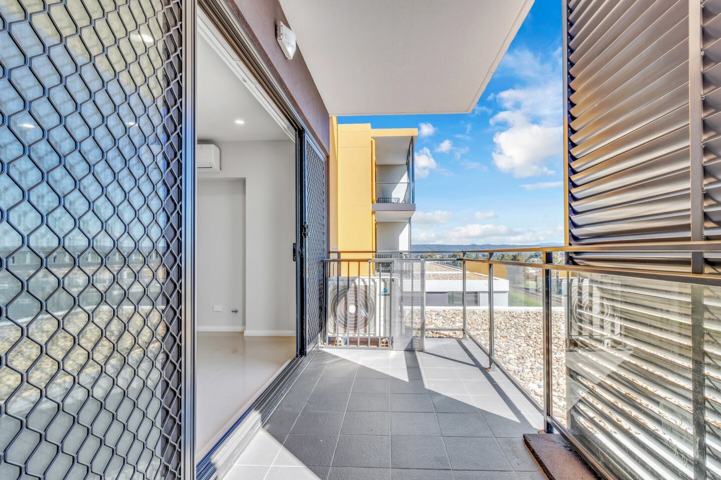 L 26, 504/240-250 Great Western Highway, Kingswood Sold by Response Real Estate Penrith - image 1