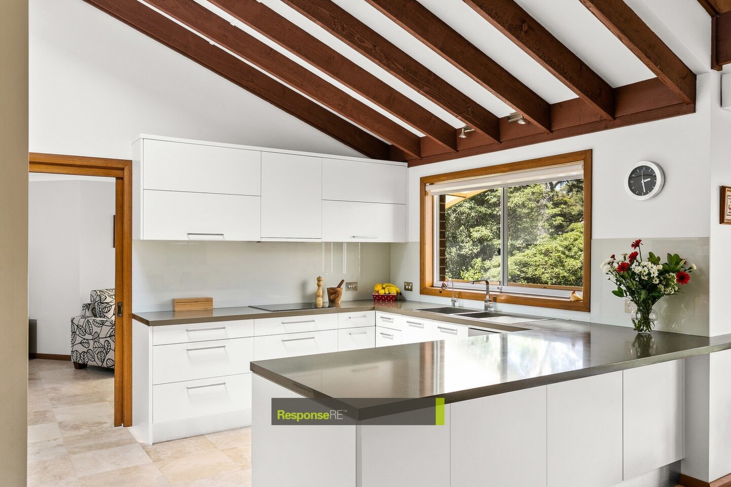 7 Knight Place, Castle Hill Sold by ResponseRE Walsh Sullivan Baulkham Hills - image 1