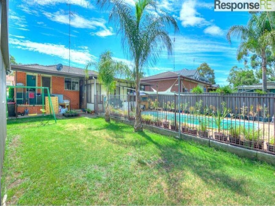 12 Bayley Road, Penrith South Sold by Response Real Estate Penrith - image 1