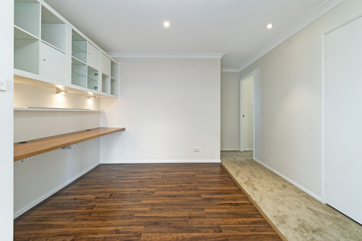 9 Falcon Way, Glenwood Sold by ResponseRE - image 1