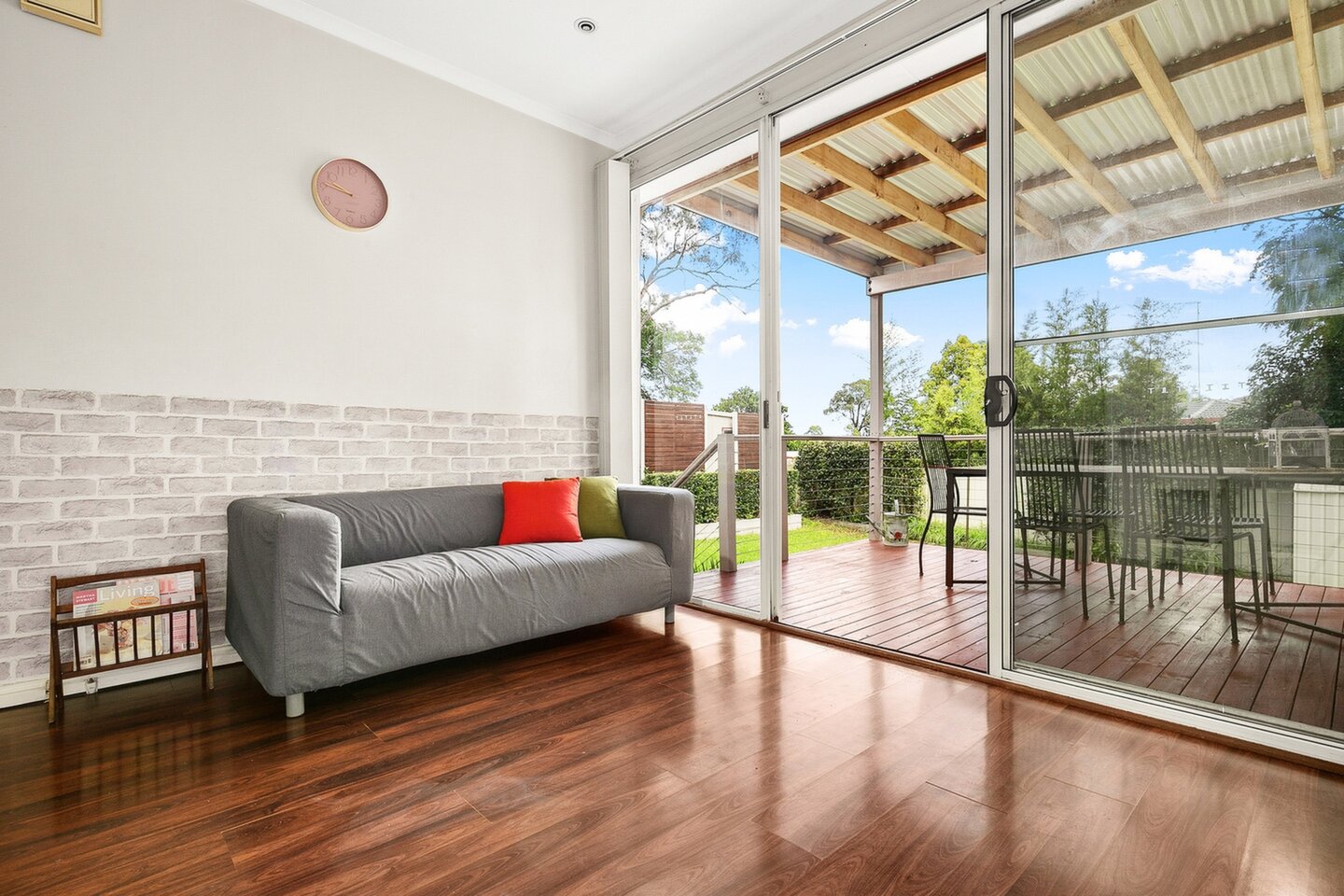32 Yvonne Street, Seven Hills Sold by ResponseRE Walsh Sullivan Northmead - image 1