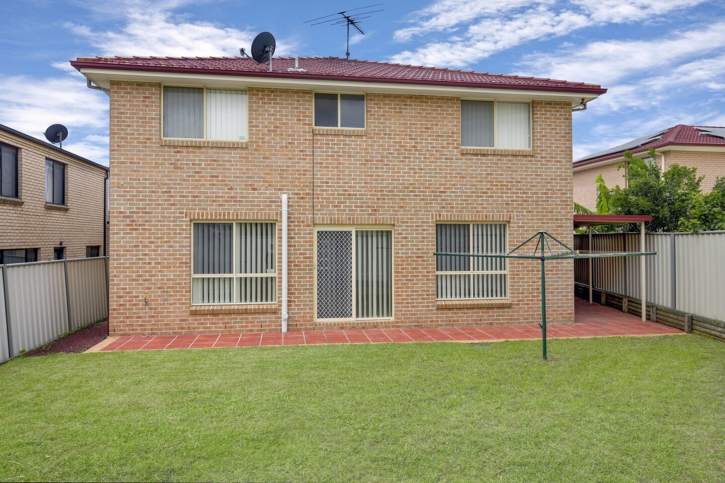 330 Glenwood Park Drive, Glenwood Sold by ResponseRE - image 1