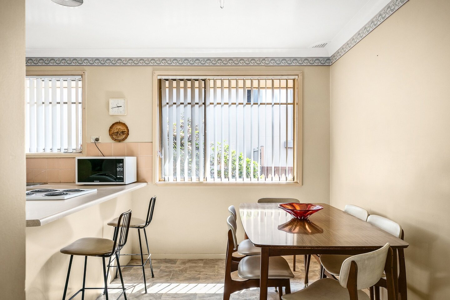 7 Tennyson Street, Winston Hills Sold by ResponseRE Walsh Sullivan Northmead - image 1
