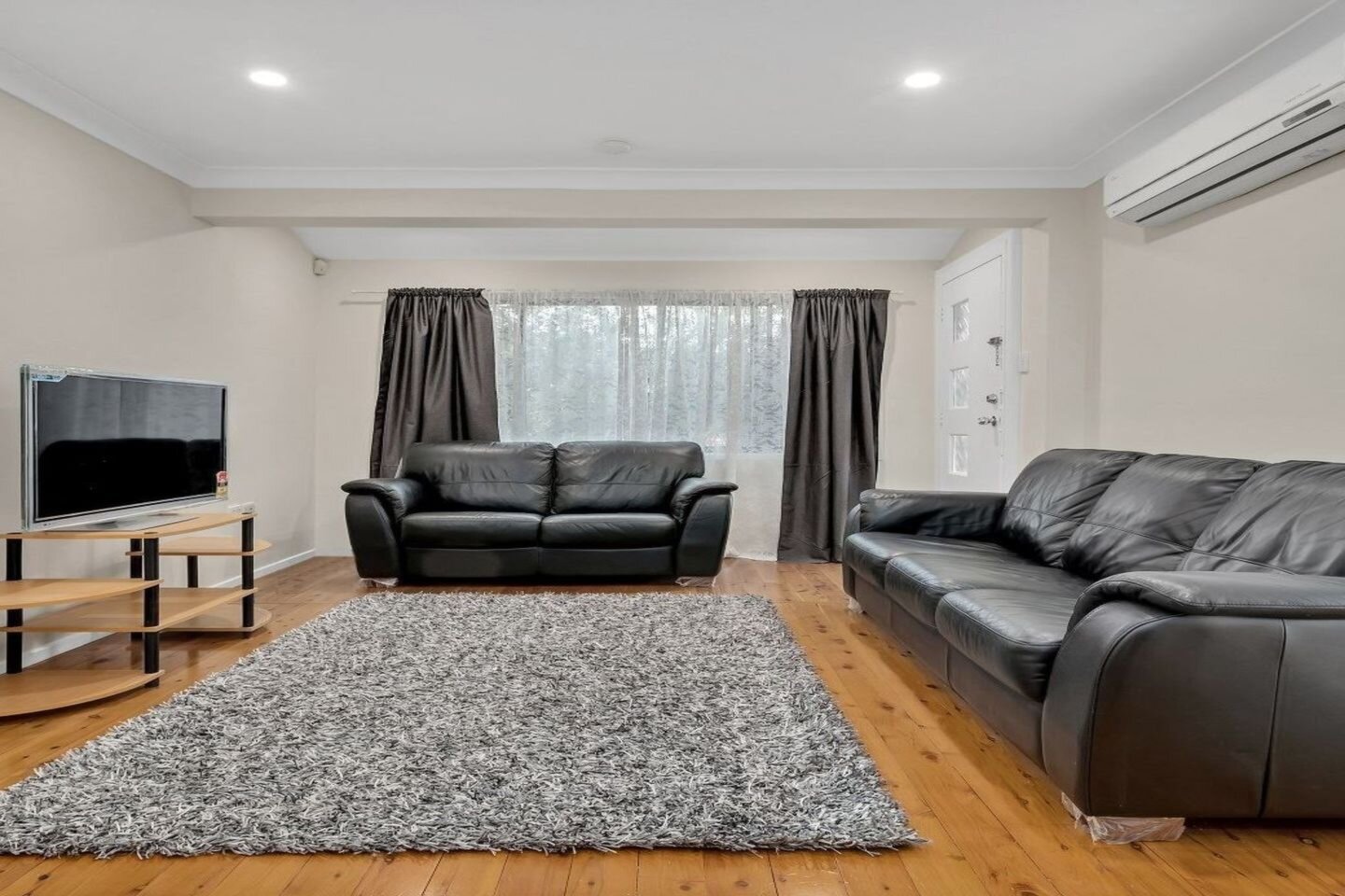 25 Tambaroora Crescent, Marayong Sold by ResponseRE - image 1